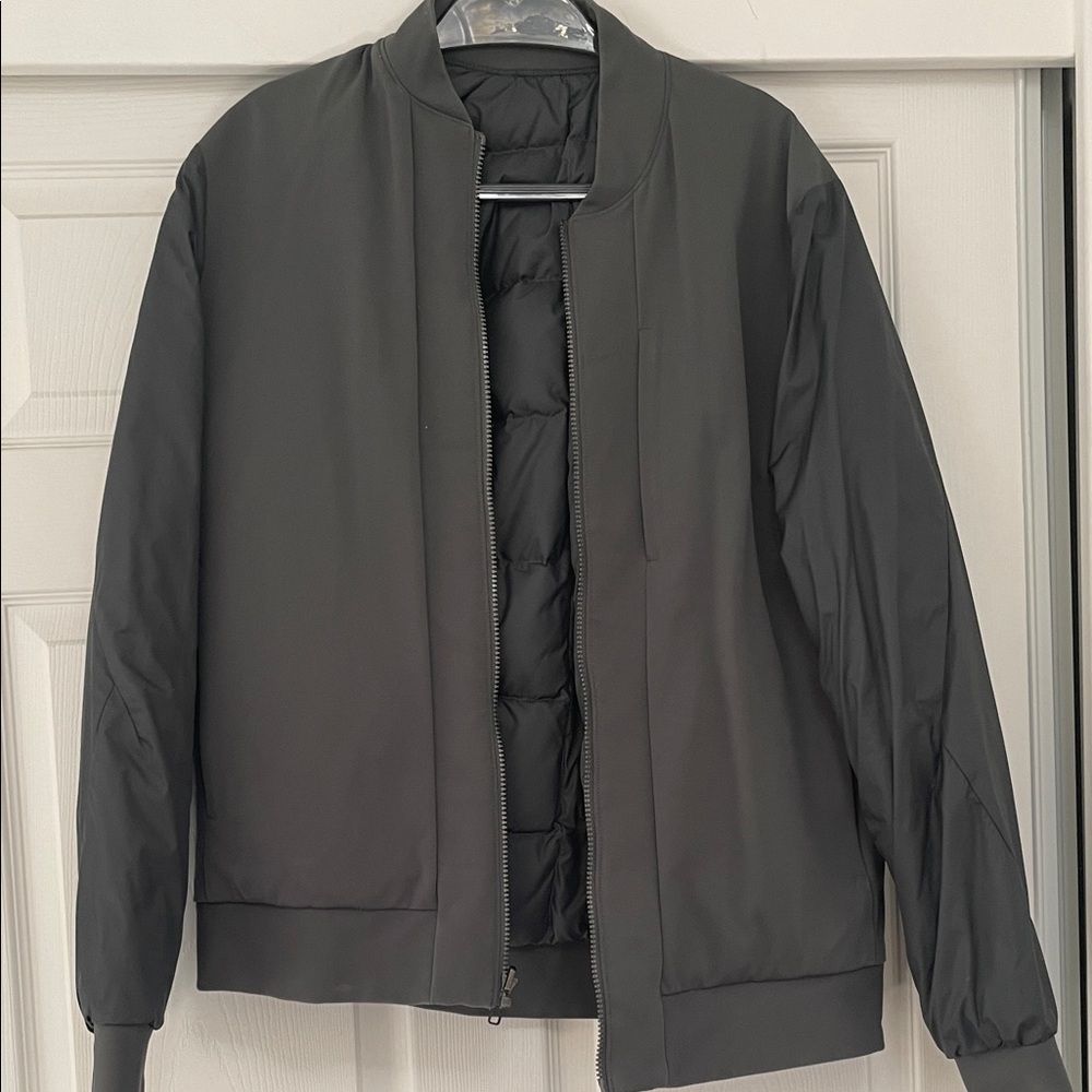 Lululemon Men's reversible Bomber Jacket